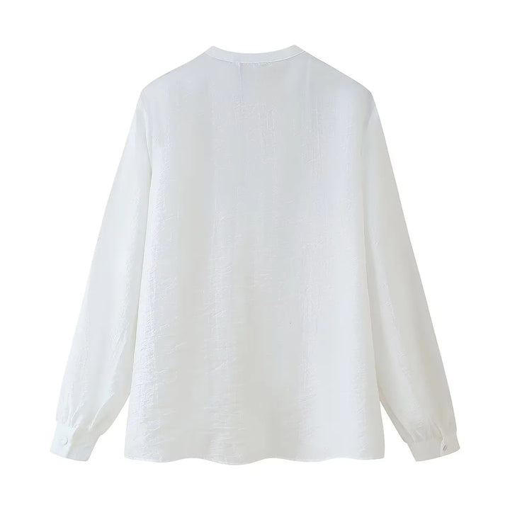 Damen romantische Volant-Bluse mit Stehkragen, verdeckter Knopfleiste und langen Ärmelrüschen – Élovi