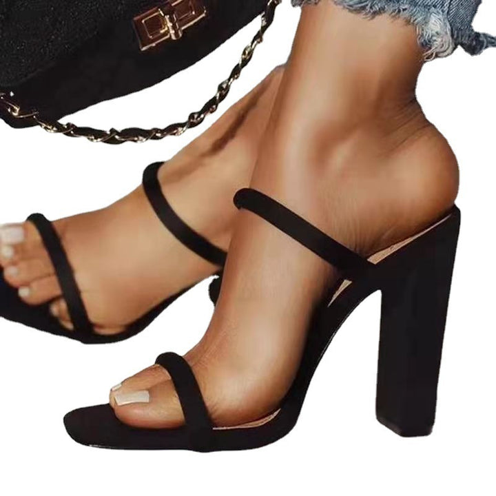 Damen nan elegante Schlüpf-Sandalette mit eckiger Zehenpartie schlanken Riemen und stabilem Blockabsatz Echo Archiv