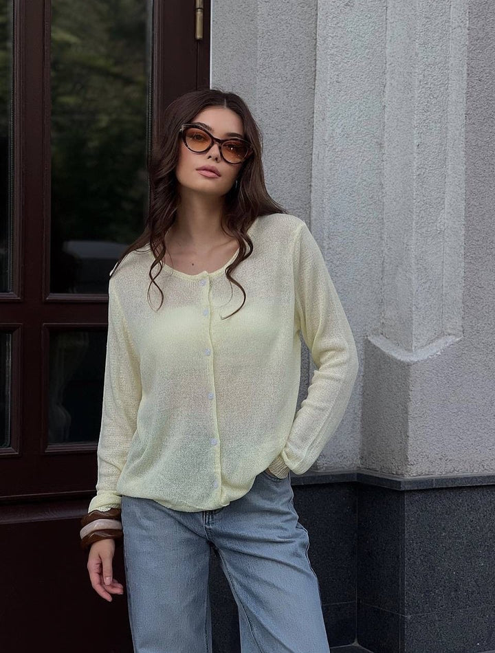 Damen leichter halbtransparenter Feinstrick-Cardigan mit Rundhals und Knopfleiste Echoarchiv