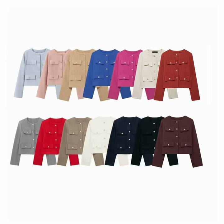 Damen Bouclé-Cropped-Jacke mit vier Pattentaschen und goldenen Schmuckknöpfen Echo Archiv