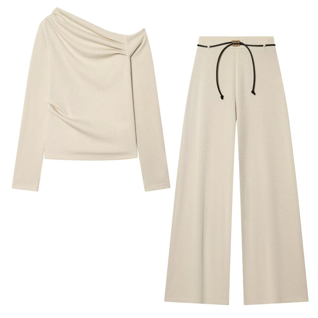 Damen Schulterfreier Feinstrick-Longsleeve mit drapiertem Wasserfallkragen Echo Archiv