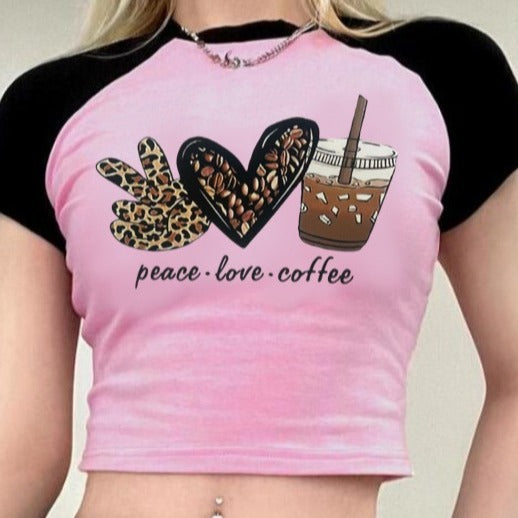 Damen Crop-T-Shirt mit kreativem Kaffee-Motiv und lässiger Passform Echo Archiv