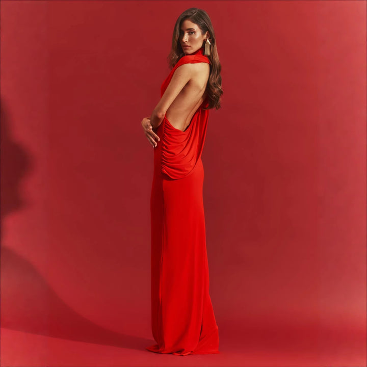 Damen stilvolles Maxikleid mit asymmetrischem Schnitt und hohem Stehkragen Echo Archiv