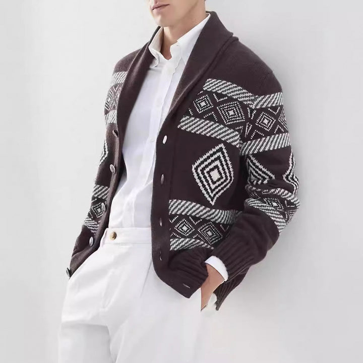 Herren Strickjacke mit modernem grafischen Muster und klassischem Kragen Echoarchiv