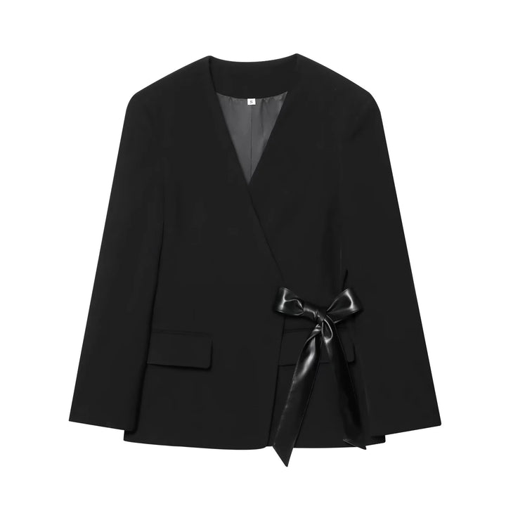 Damen nan taillierter Blazer mit V-Ausschnitt, Pattentaschen und Satinbindegürtel Echo Archiv
