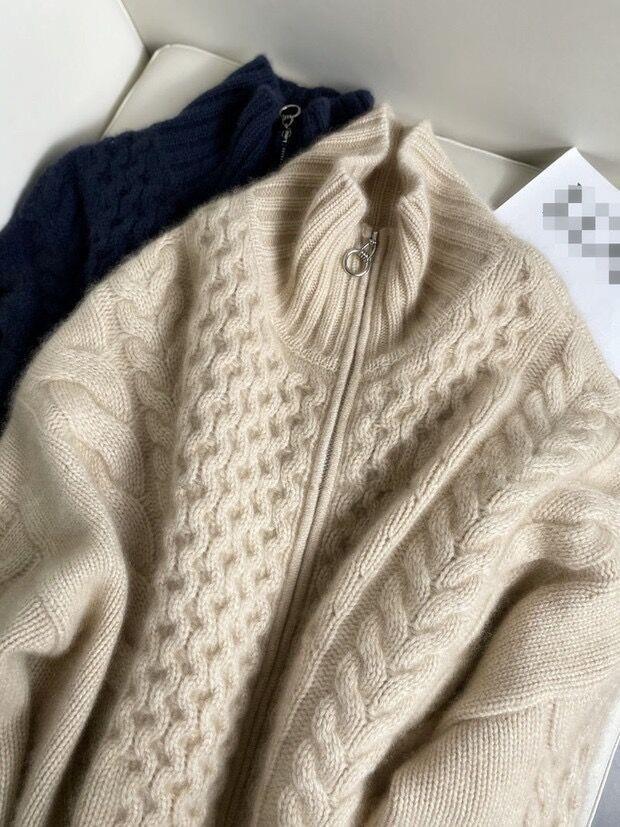 Damen Oversize Zopfmuster-Mockneckpullover aus kuscheligem Mohair‑Look Echoarchiv