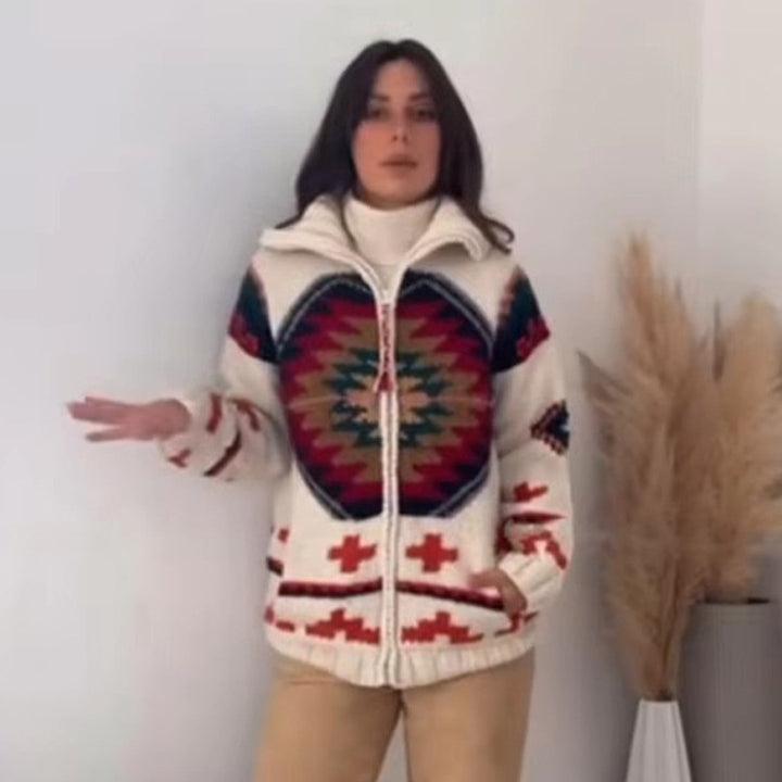 Damen Jacquard-Strickjacke mit Navajo‑Muster, Reißverschluss und hohem Kragen Echoarchiv