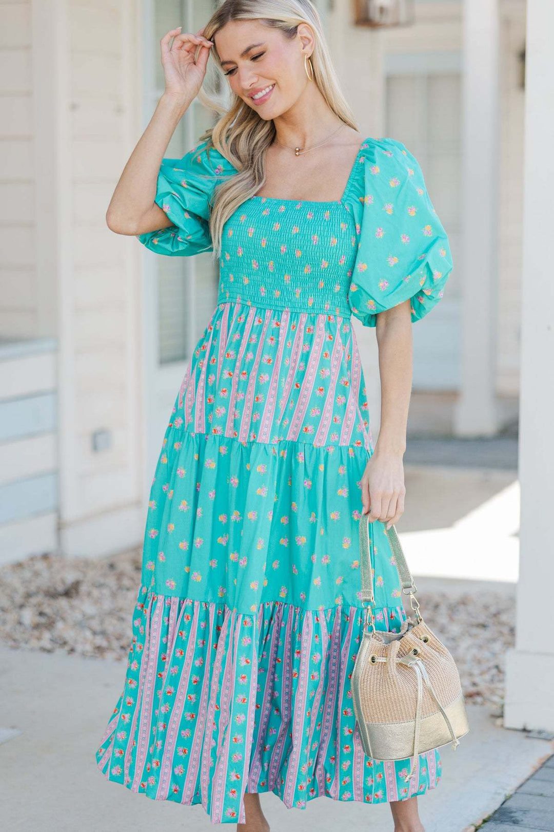 Damen Maxikleid mit gerafftem Oberteil und voluminösen Puffärmeln Echo Archiv