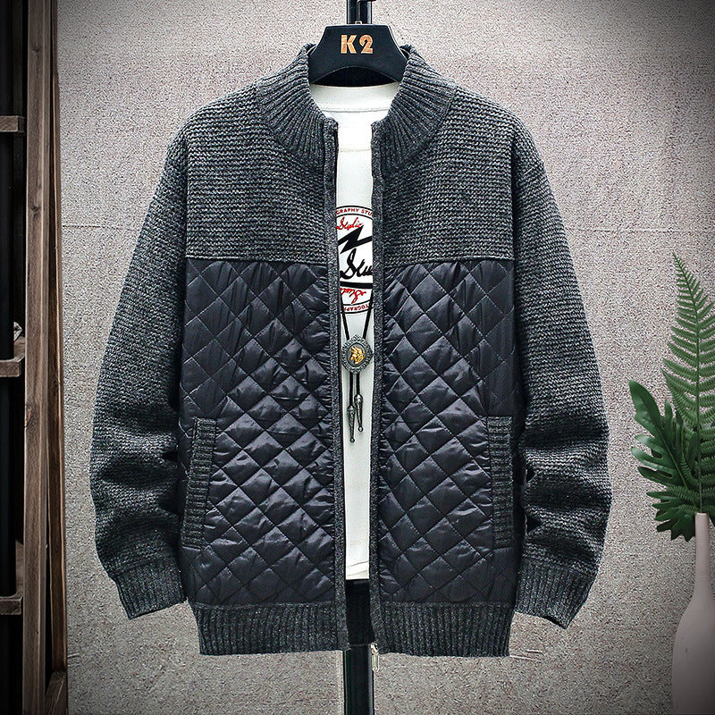 Herren moderne Steppjacke mit Strickoberteil und hochgeschlossenem Kragen Echoarchiv