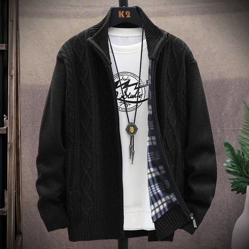 Herren Strickjacke mit Kunstlederdetails und hohem Kragen Echoarchiv