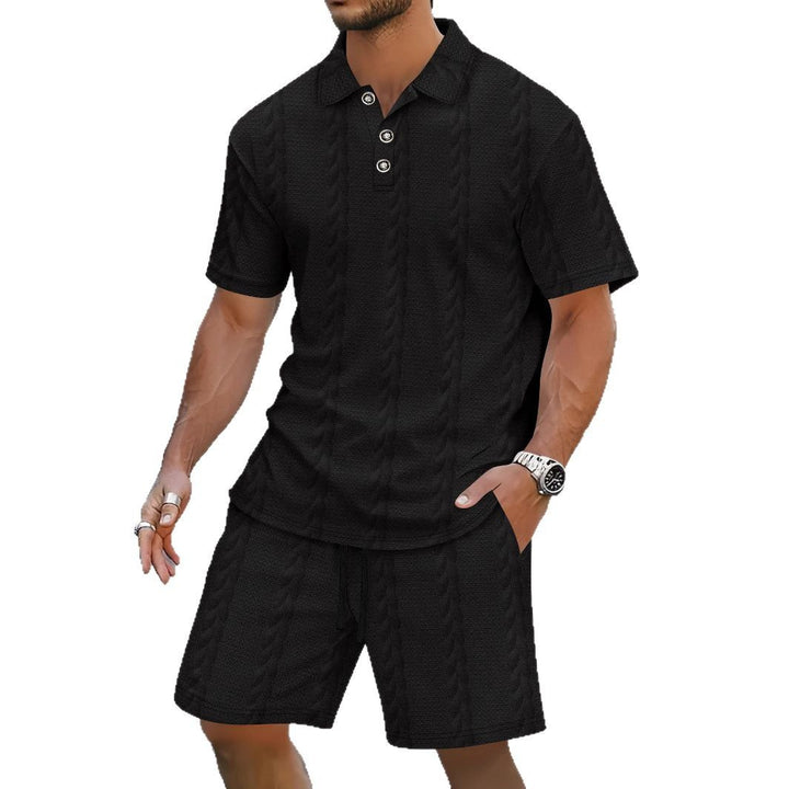 Herren Polohemd mit strukturiertem Muster und passender Shorts Echoarchiv