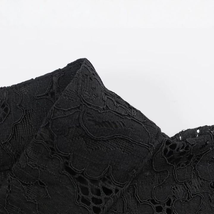 Damen Transparente Spitzenbluse mit Stehkragen, Puffärmeln und Manschetten Echoarchiv