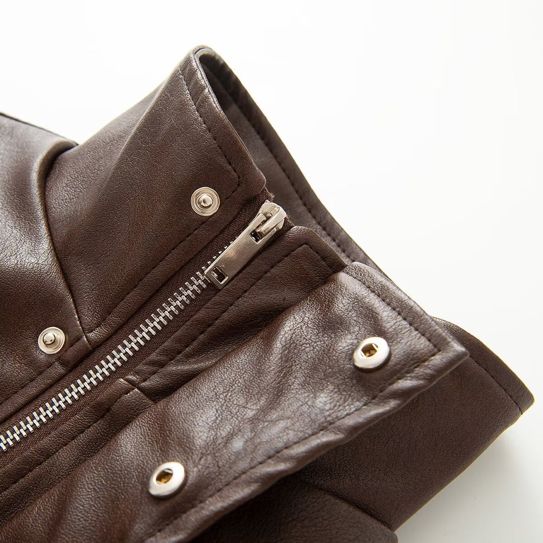 Damen Cropped Lederoptik‑Jacke mit taillierter Korsett‑Teilung und Stehkragen Echoarchiv