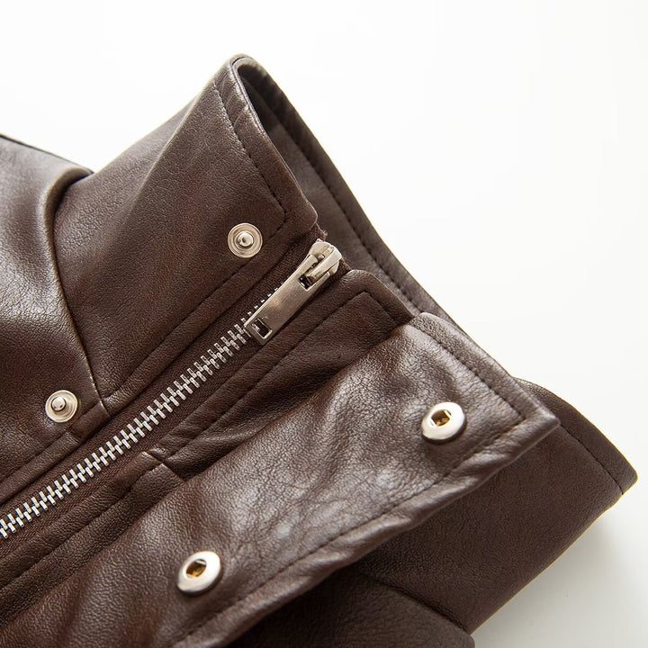 Damen Cropped Lederoptik‑Jacke mit taillierter Korsett‑Teilung und Stehkragen Echoarchiv