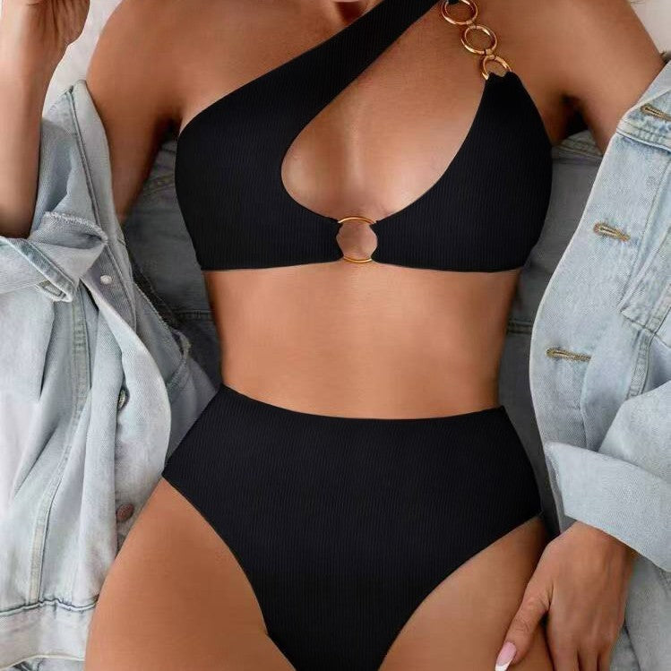 Damen Bikini-Set mit asymmetrischem Trägerschnitt und elegantem Ringdetail Echo Archiv