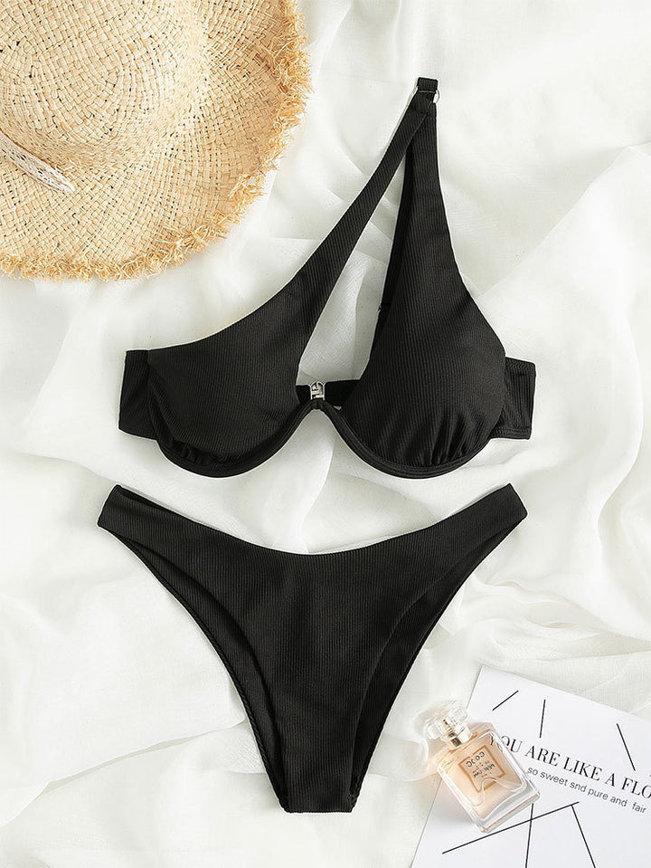 Damen Triangel-Bikini mit asymmetrischem Schnitt und strukturiertem Design Echo Archiv