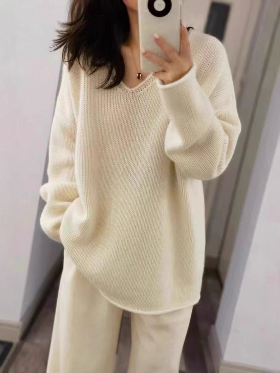 Damen Oversize V‑Ausschnitt Pullover im Mohair‑Look mit überschnittener Schulter und gerundetem Saum Echoarchiv