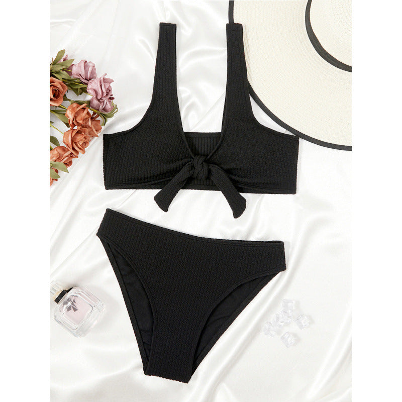 Damen Triangel-Bikini mit modischem Knotendetail und hochwertiger Textur Echo Archiv