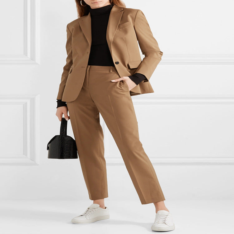 Damen Maßgeschneiderter Zweiteiliger Blazer‑Hosenanzug im schlanken Tailoring Echoarchiv