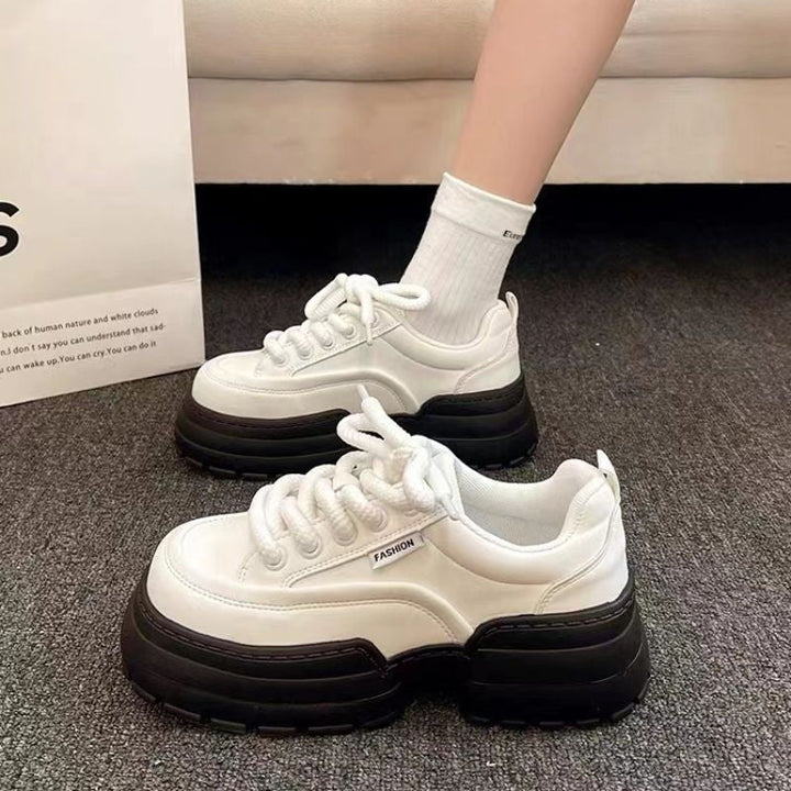 Damen Chunky Sneakers mit modischer Profilsohle und atmungsaktiver Oberflächenstruktur Echo Archiv