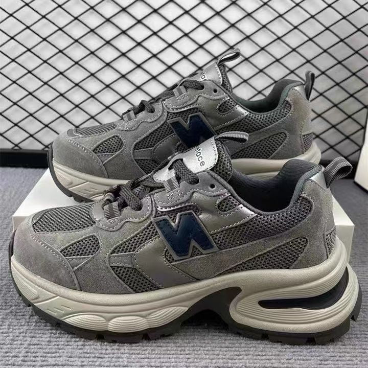 Damen Sportliche Sneaker mit atmungsaktivem Obermaterial und dämpfender Sohle Echo Archiv