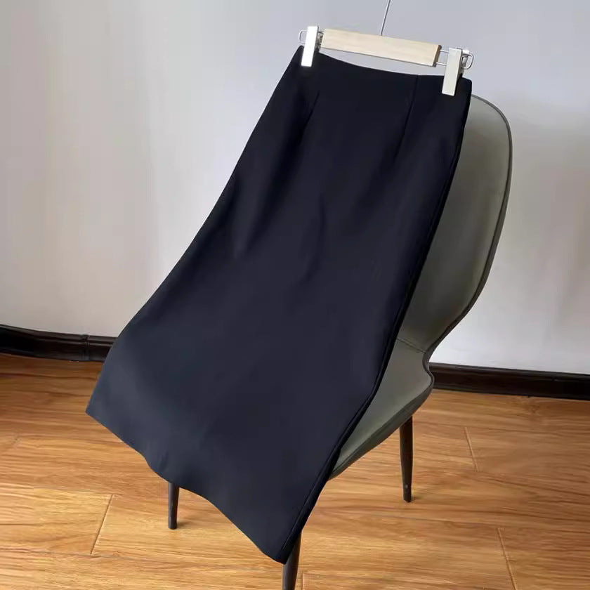 Damen Taillierter Midirock in gerader Silhouette aus feinem Stretch‑Crepe Echo Archiv