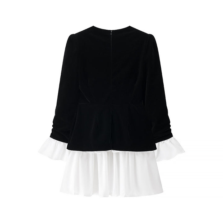 Damen Samtkleid mit tailliertem Mieder, Puffärmeln und mehrlagigem Volantrock Echo Archiv
