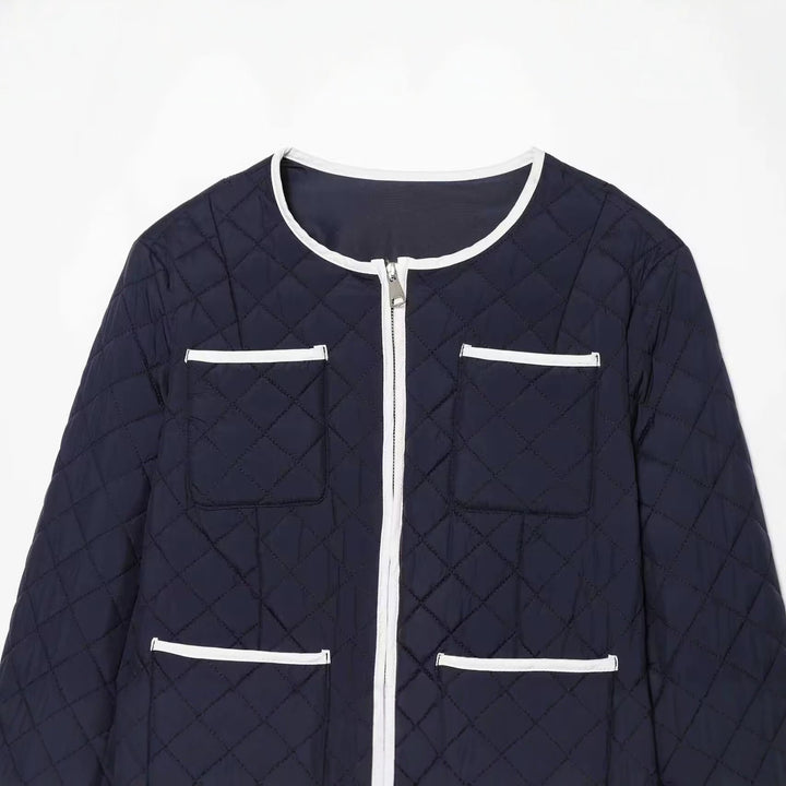 Damen Kurz gesteppte Jacke mit Rundhals, Kontrastpaspel und aufgesetzten Taschen Echo Archiv