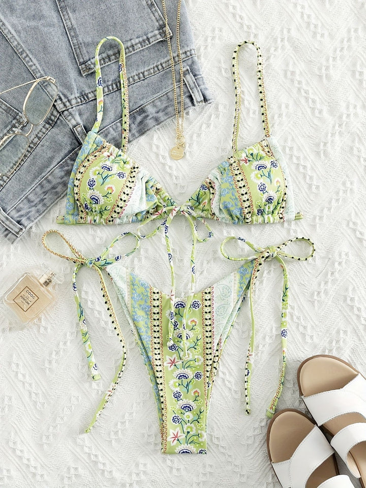 Damen Triangel-Bikini mit verspieltem Design und verstellbaren Trägern Echo Archiv