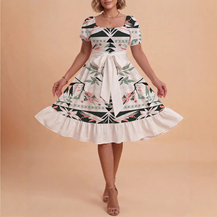 Damen schickes Glitzerkleid mit tailliertem Schnitt und Rüschensaum Echo Archiv