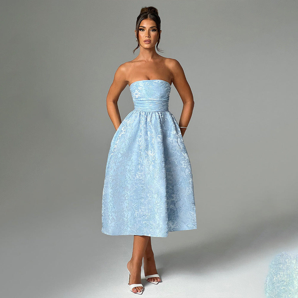 Damen Ballkleid mit schulterfreiem Design und fließendem Rock Echo Archiv