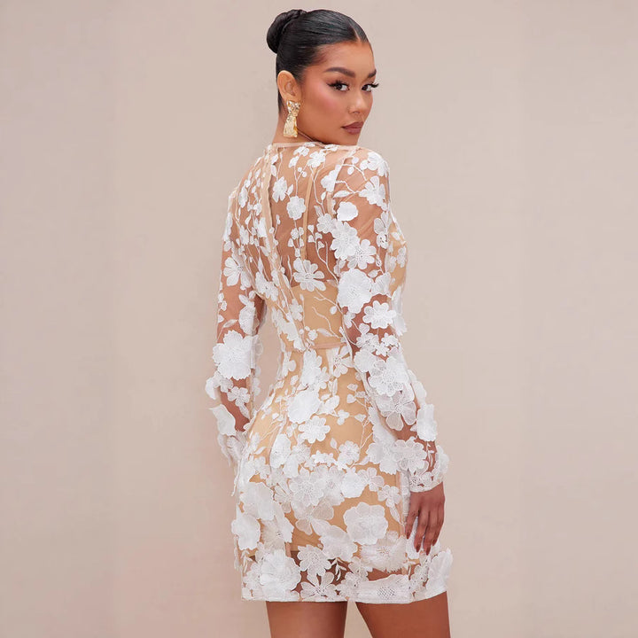 Damen Spitzenkleid mit floralen Applikationen und langen Ärmeln Echo Archiv