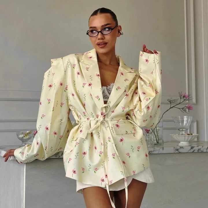 Damen Blazer mit Schulter-Cutouts, Taillengürtel und Ein-Knopf-Verschluss Echo Archiv