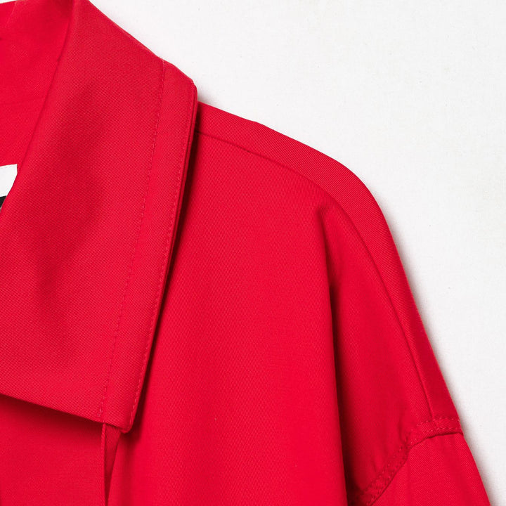 Damen Cropped Übergangsjacke mit Tunnelzugtaillierung, weitem Hemdkragen und Bindegürtel Echoarchiv