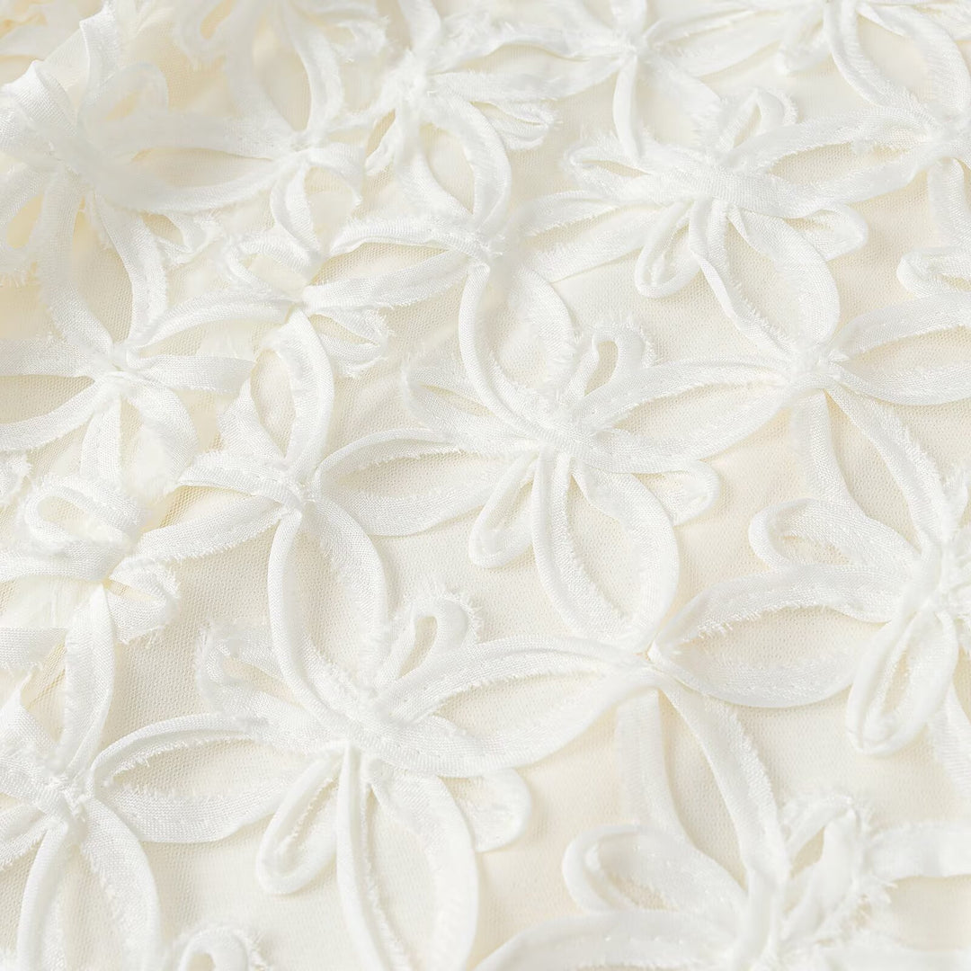 Damen A-Linien Mini-Kleid mit dreidimensionaler Blumenstickerei und Puffärmeln Echoarchiv
