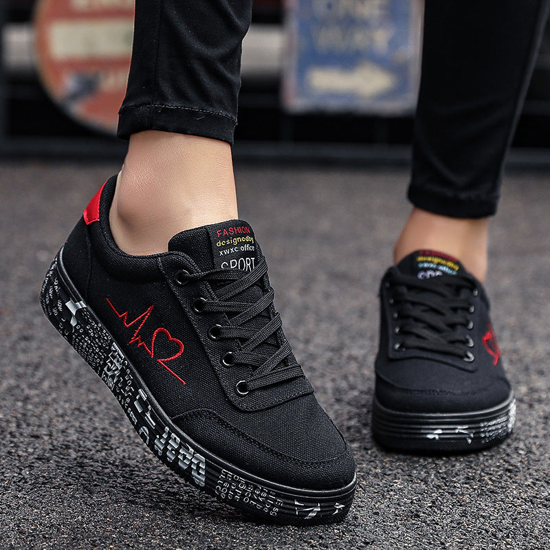 Damen nan Canvas-Sneaker mit dekorativer Print-Plateausohle und Herzlinien-Stickerei Echo Archiv