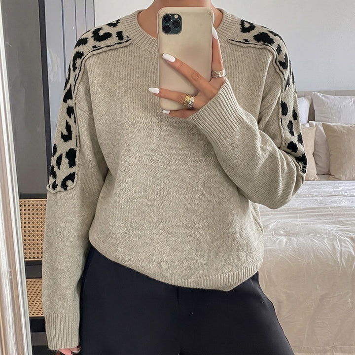 Damen Oversize Strickpullover mit Leo-Jacquard-Schultereinsätzen Echoarchiv