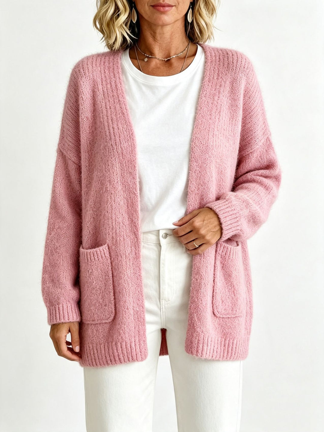 Damen Offener Longcardigan im Mohair-Look mit aufgesetzten Taschen und überschnittener Schulter – Veloura