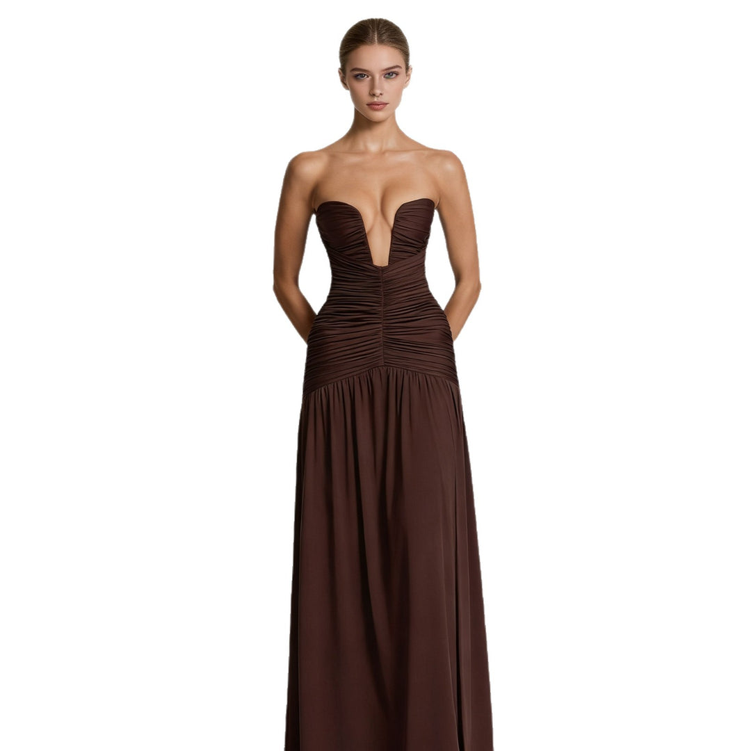 Damen Elegantes Maxikleid mit tiefem V-Ausschnitt und raffinierten Drapierungen Echo Archiv