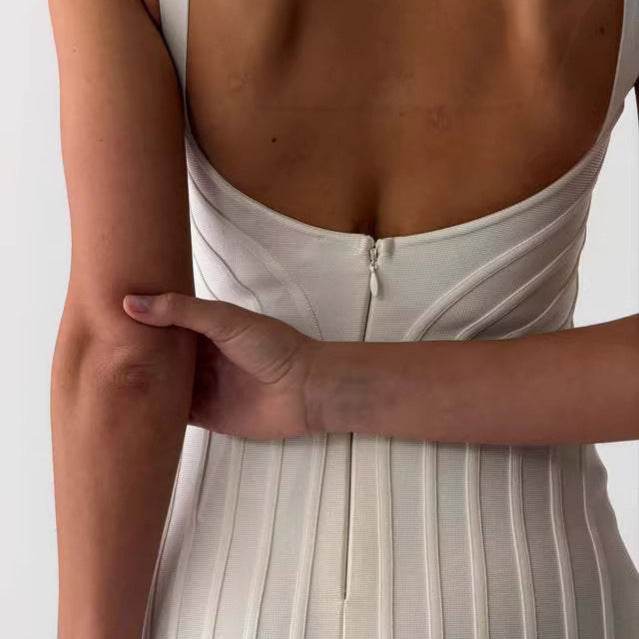 Damen Figurbetontes Maxikleid mit tiefem V-Ausschnitt Echo Archiv