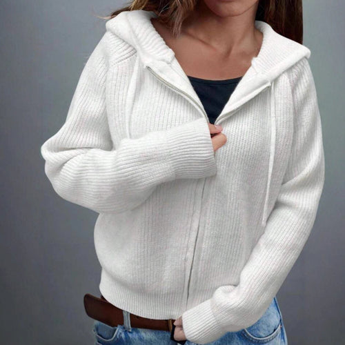 Damen Zip-Kapuzenjacke aus feinem Rippenstrick mit verlängerten Bündchen – Célinea