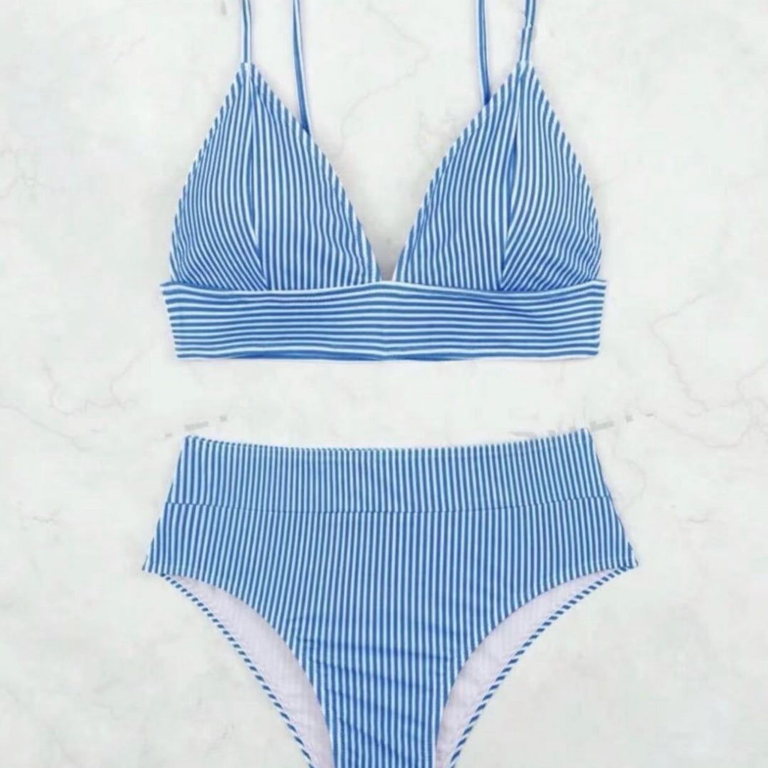 Damen Hochgeschnittener Bikini mit elegantem Streifenmuster Echo Archiv