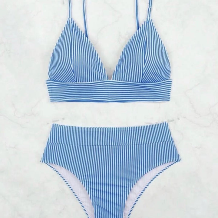 Damen Hochgeschnittener Bikini mit elegantem Streifenmuster Echo Archiv