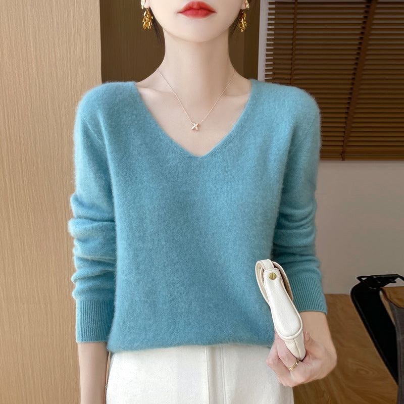 Damen Kuscheliger V‑Ausschnitt Feinstrickpullover aus Mohair‑Mix mit flauschiger Oberfläche Echoarchiv