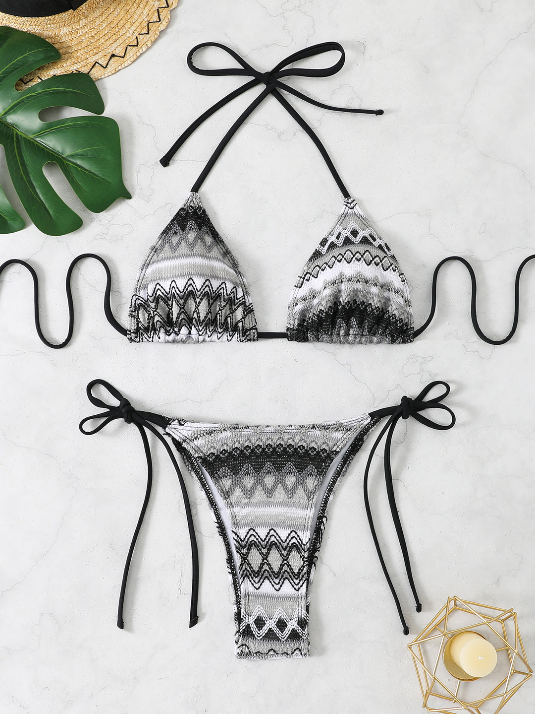 Damen Triangel-Bikini mit buntem Ethno-Muster Echo Archiv