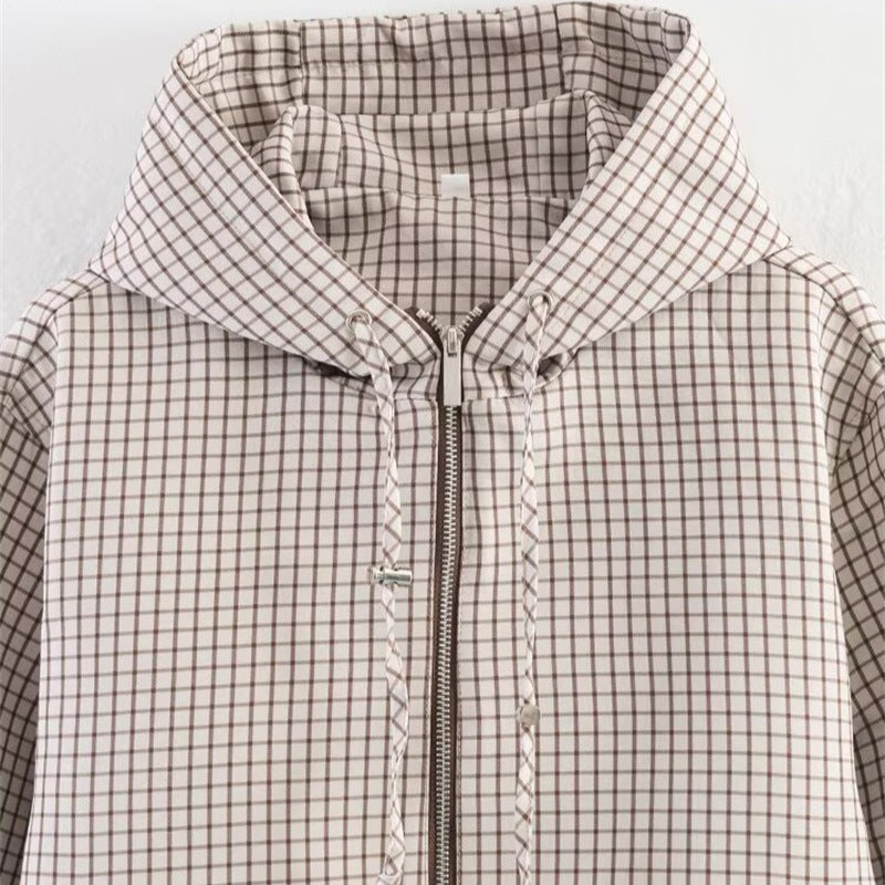 Damen Gekürzte Steppjacke mit Kapuze, Tunnelzug und Karomuster Echo Archiv