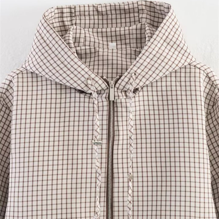 Damen Gekürzte Steppjacke mit Kapuze, Tunnelzug und Karomuster Echo Archiv