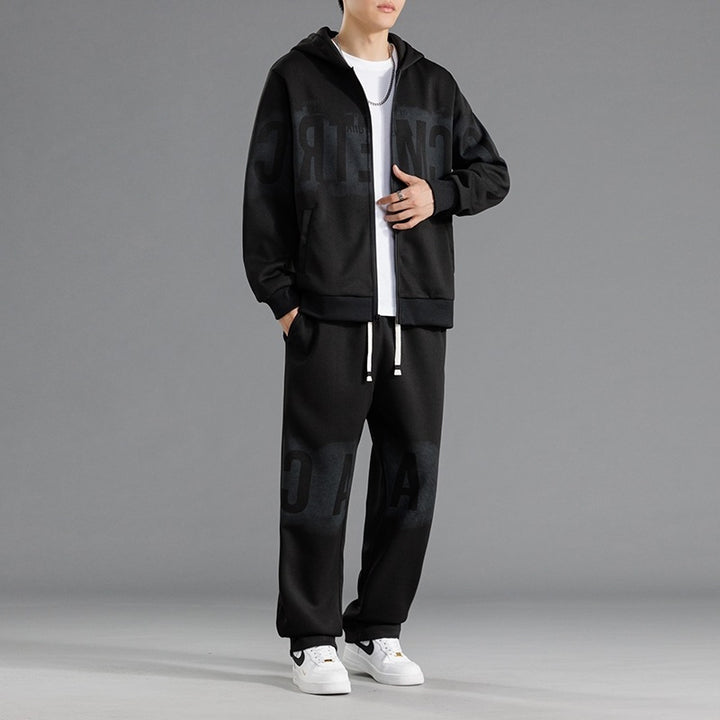 Herren Sportanzug mit innovativem Design und praktischen Taschen Echoarchiv