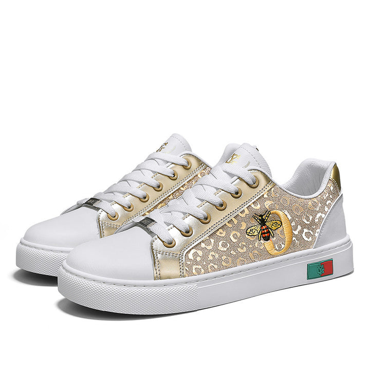 Damen verzierte Low-Top Sneaker mit Bienen-Stickerei und goldener Animal-Print-Optik Echo Archiv