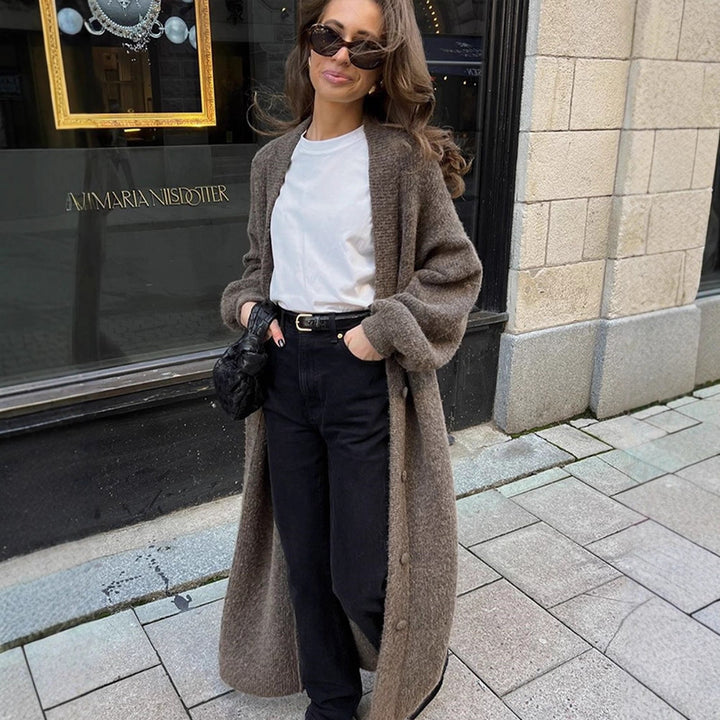 Damen Maxilanger Strickmantel in Mohairoptik mit verdeckter Knopfleiste und weiter Silhouette Echoarchiv
